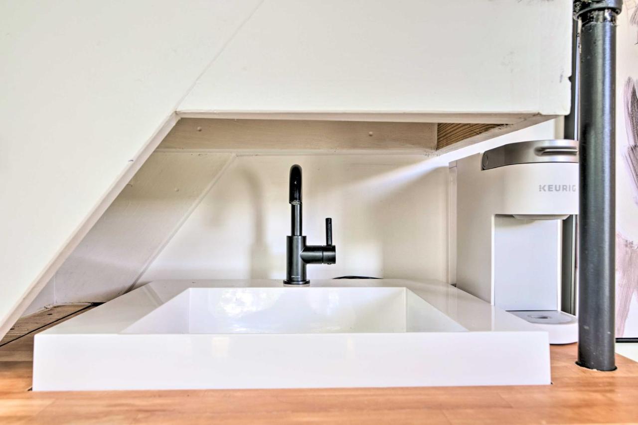Modern Starkville Tiny Home Near Dining And Msu المظهر الخارجي الصورة