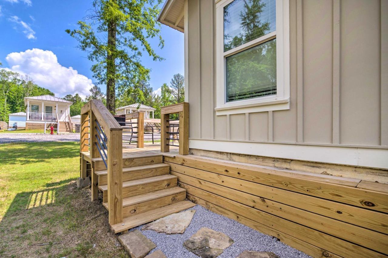 Modern Starkville Tiny Home Near Dining And Msu المظهر الخارجي الصورة